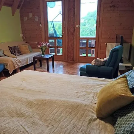 Apartman Egy Makovecz Imre Tervezte Hazban Ispank Exterior photo