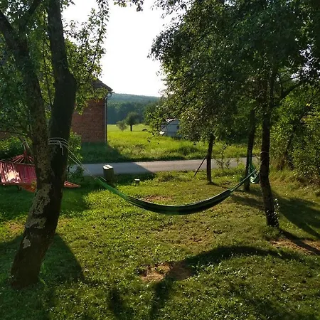 Apartman Egy Makovecz Imre Tervezte Hazban Ispank Exterior photo