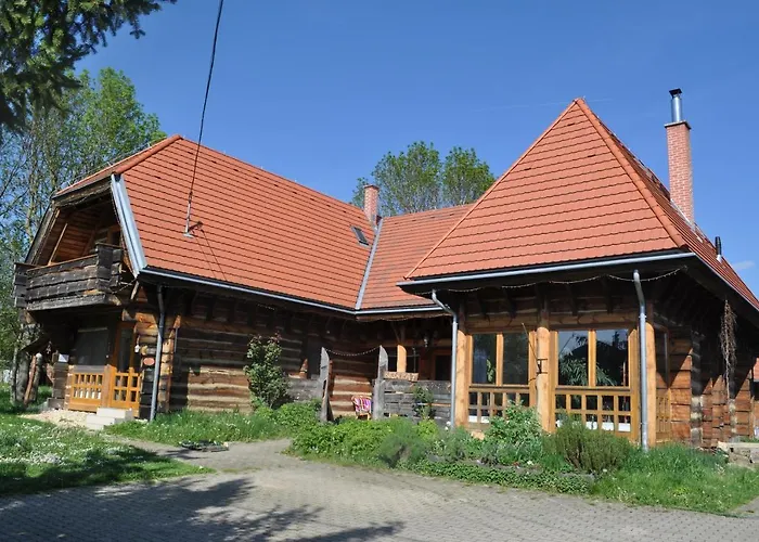 Apartman Egy Makovecz Imre Tervezte Hazban
