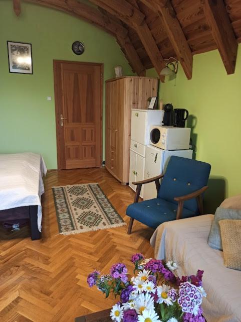 Apartment Egy Makovecz Imre Tervezte Hazban Ispank